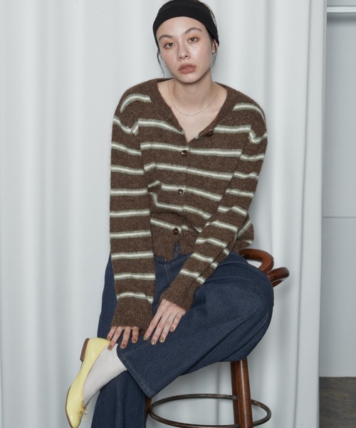 OFROOM(オフルーム)の「【2026秋冬新作】Multi Border Knit Cardigan|マルチボーダーニットカーディガン(カーディガン/ボレロ・レディース・ベージュ/グレー/ブラウン・FREE)」の21枚目の写真