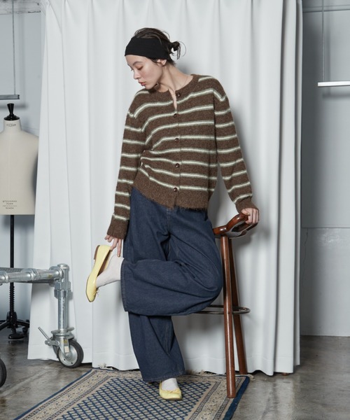 OFROOM(オフルーム)の「【2026秋冬新作】Multi Border Knit Cardigan|マルチボーダーニットカーディガン(カーディガン/ボレロ・レディース・ベージュ/グレー/ブラウン・FREE)」の13枚目の写真