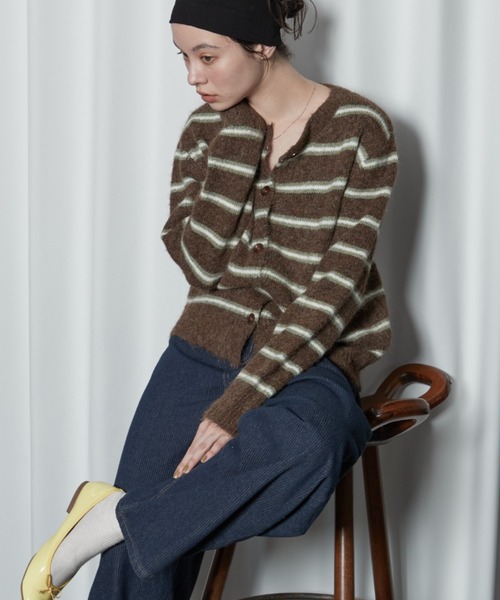OFROOM(オフルーム)の「【2026秋冬新作】Multi Border Knit Cardigan|マルチボーダーニットカーディガン(カーディガン/ボレロ・レディース・ベージュ/グレー/ブラウン・FREE)」の12枚目の写真