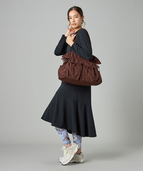 Chacott(チャコット)の「EasyCare+ soft フレアワンピース(ワンピース・レディース・ネイビー/ブラック・M/S)」の7枚目の写真
