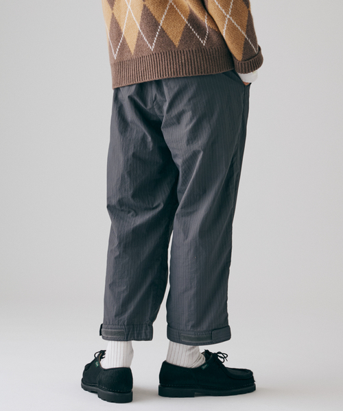 JOURNAL STANDARD（ジャーナルスタンダード）の「迷迭香 / マンネンロウ 別注 ナイロン プリント ハーベスト 9/10 パンツ（スラックス・メンズ・ネイビー/ブラック/グレー・2/3）」の21枚目の写真