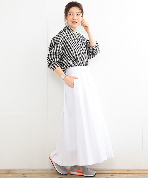NIKE(ナイキ)の「【VERY5月号掲載】NIKE / MDランナー2 16SS(スニーカー・レディース・ライトグレー/ネイビー・23.0cm/25.0cm/24.0cm)」の12枚目の写真
