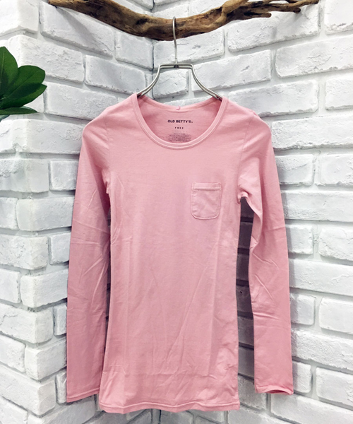 OLD BETTY'S(オールドベティーズ)の「ALOHA Bare Jersey Pocket T-shirts/ベアジャージーポケットTシャツ(Tシャツ/カットソー・レディース・杢グレー/ターコイズブルー/チャコール/ホワイト/ライトグレー/ブラウン/ベビーピンク/ダークブラウン/レッド系その他2/ブラック/ブルーグレー/サックスブルー/ブルーグリーン/グリーン/ロイヤルブルー/パープル/サーモンピンク/レッド/レッド系その他/チェリーピンク・FREE)」の16枚目の写真