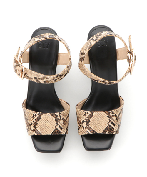 SLY(スライ)の「PLAT FORM SQUARE SANDAL(サンダル・レディース・グリーン系その他/ブラック/ベージュ系その他・LARGE/SMALL/MEDIUM)」の7枚目の写真