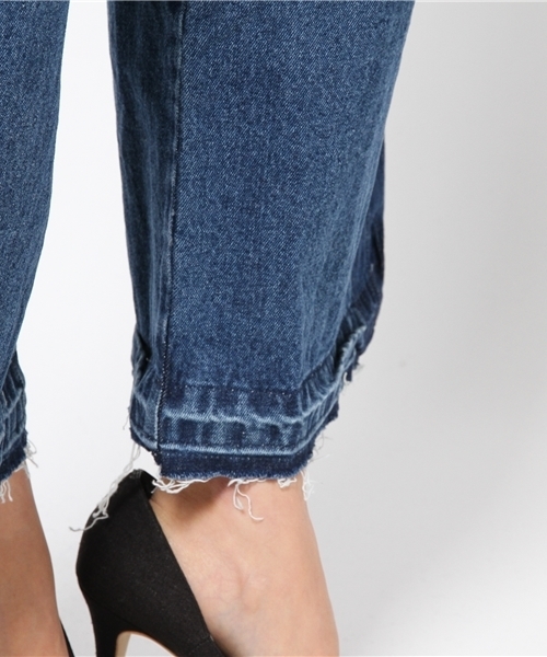 MERLOT（メルロー）の「サイドラインデニムワイドパンツ548-6527（デニムパンツ・レディース・ネイビー/ブルー・FREE）」の11枚目の写真