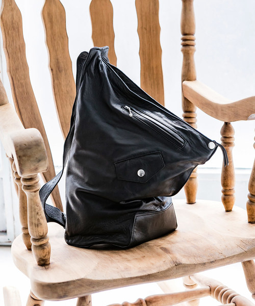 Buffalo Bobs(バッファローボブズ)の「TOMMY(トミー) ヘビーシープレザー 2WAY ワンショルダーバッグ(ショルダーバッグ・メンズ・ブラック・FREE)」の14枚目の写真