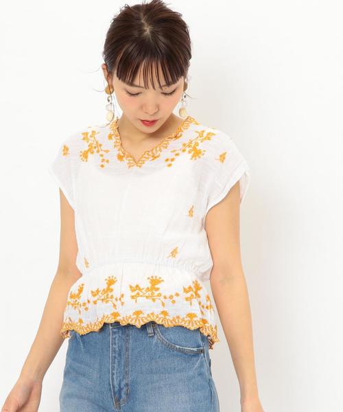 Another Edition(アナザーエディション)の「スラブ刺繍プルオーバー ◆(シャツ/ブラウス・レディース・ホワイト/ライム/レッド・フリー)」の2枚目の写真