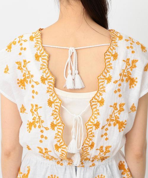 Another Edition(アナザーエディション)の「スラブ刺繍プルオーバー ◆(シャツ/ブラウス・レディース・ホワイト/ライム/レッド・フリー)」の16枚目の写真