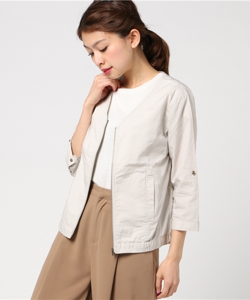 Honeys(ハニーズ)の「Vネックブルゾン(ブルゾン・レディース・ブラック/カーキ/ピンク/ネイビー/ベージュ・L/M)」の3枚目の写真