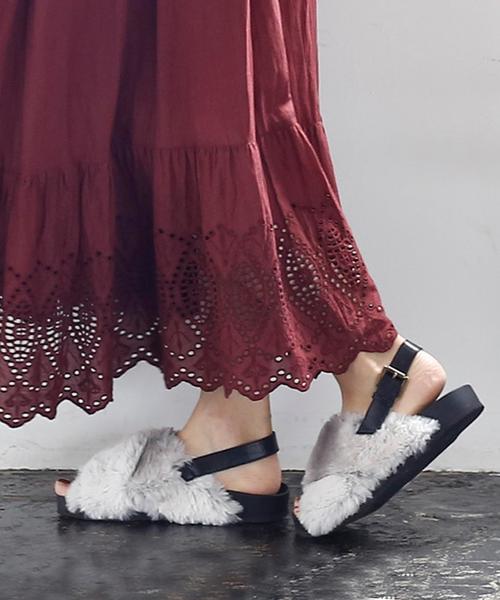 coen（コーエン）の「フェイクファークロスサンダル（サンダル・レディース・グレー/ブラウン・LARGE/MEDIUM/SMALL）」の15枚目の写真