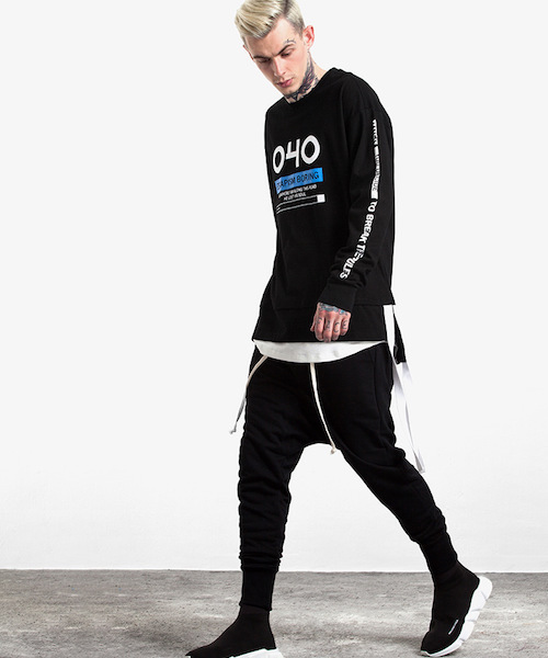 EMMA NOVEMBER (エマノーヴェンバー)の「レイヤードカットソー "EB"(Tシャツ/カットソー・メンズ・ホワイト/ブラック・FREE)」の5枚目の写真