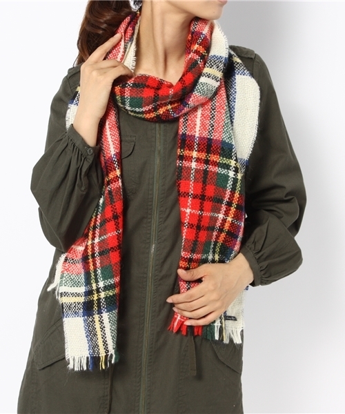 TOMMY HILFIGER(トミーヒルフィガー)の「SCOTT SCARF(ストール/ショール・レディース・レッド系その他・FREE)」の2枚目の写真