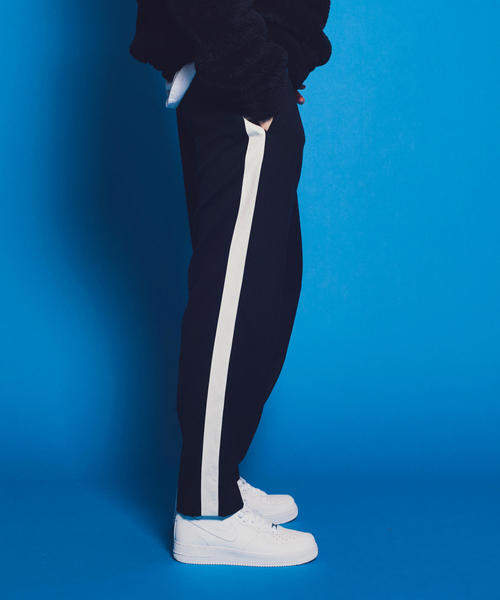 MONKEY TIME(モンキータイム)の「<monkey time> LINE FLN WIDE 1P EASY/イージーパンツ ◆(その他パンツ・メンズ・ブラック・LARGE/MEDIUM/SMALL/X-LARGE)」の2枚目の写真