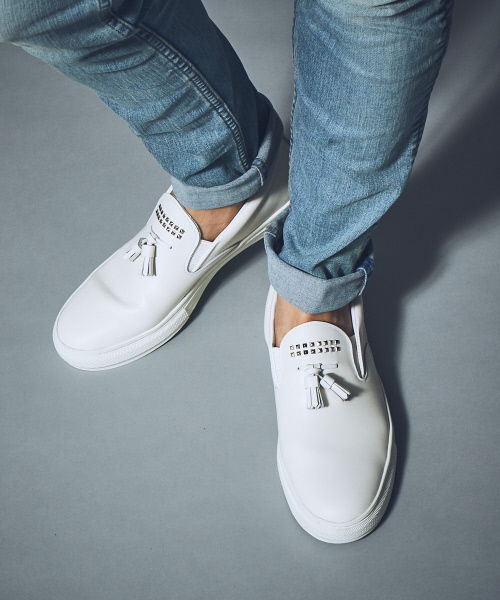 buddy(バディ)の「【5351×buddy別注】スムース×スタッズローファー(スニーカー・メンズ・ホワイト/ブラック・40/42/44/46)」の20枚目の写真