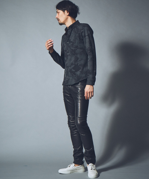 buddy(バディ)の「【5351×buddy別注】スムース×スタッズローファー(スニーカー・メンズ・ホワイト/ブラック・40/42/44/46)」の6枚目の写真