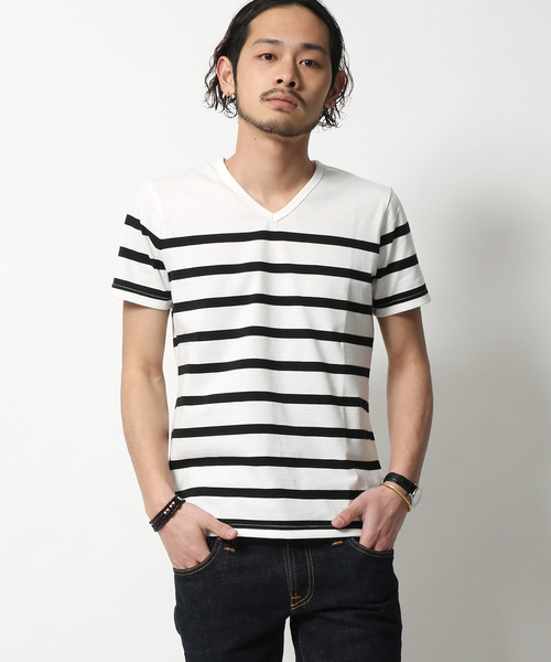 Rocky Monroe(ロッキーモンロー)の「Border V-Neck Cut&Sewn(Tシャツ/カットソー・メンズ・ブラック/ネイビー/ブルー/ホワイト×ブラック/ホワイト×ネイビー/ホワイト×ブルー・L/M)」の3枚目の写真