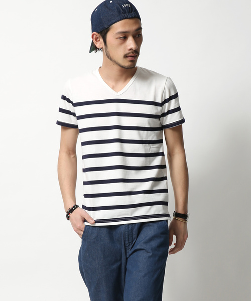 Rocky Monroe(ロッキーモンロー)の「Border V-Neck Cut&Sewn(Tシャツ/カットソー・メンズ・ブラック/ネイビー/ブルー/ホワイト×ブラック/ホワイト×ネイビー/ホワイト×ブルー・L/M)」の4枚目の写真
