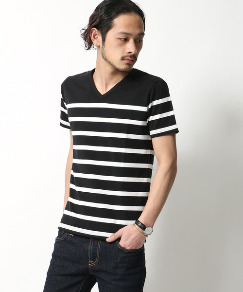 Rocky Monroe(ロッキーモンロー)の「Border V-Neck Cut&Sewn(Tシャツ/カットソー・メンズ・ブラック/ネイビー/ブルー/ホワイト×ブラック/ホワイト×ネイビー/ホワイト×ブルー・L/M)」の1枚目の写真