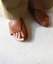 TODAYFUL | ソフトレザーアシンメトリーサンダル(サンダル)