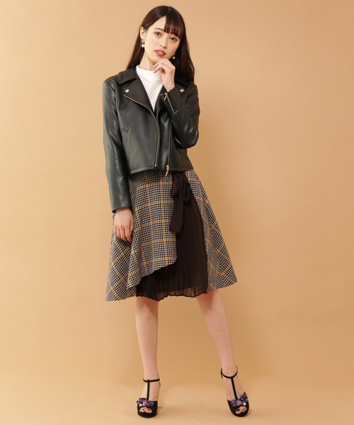 JILL by JILL STUART（ジルバイジルスチュアート）の「◆プレイフルレザーライダースブルゾン（ライダースジャケット・レディース・ブラック/ブラウン・SMALL/MEDIUM）」の7枚目の写真