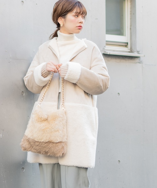 natural couture(ナチュラルクチュール)の「スウェード×ファーボンディングロングコート(その他アウター・レディース・ブラック/グレー/アイボリー/ピンクベージュ・FREE)」の14枚目の写真