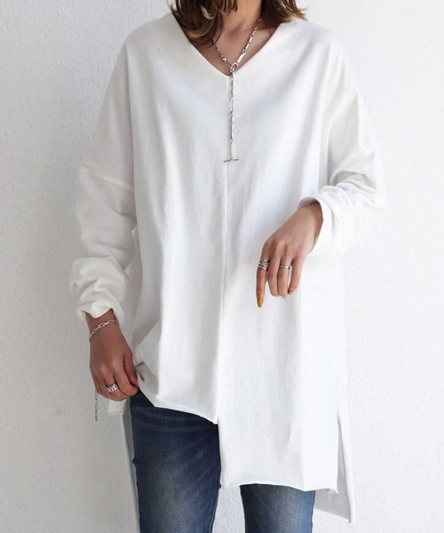 antiqua（アンティカ）の「Vネック変形トップス（Tシャツ/カットソー・レディース・ブラック/オフホワイト・FREE）」の3枚目の写真