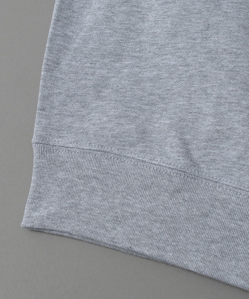 United Athle（ユナイテッドアスレ）の「＃United Athle/ユナイテッドアスレ　10ozクルーネックスウェット（スウェット・メンズ・グリーン/ブラック/パープル/ブラウン/ホワイト/ネイビー/レッド/オリーブ/ブルー/ワイン/グレー/チャコールグレー/ナチュラル・MEDIUM/LARGE/SMALL）」の16枚目の写真