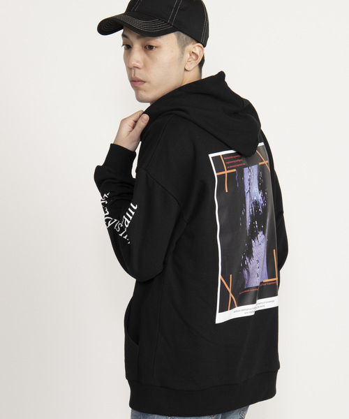 WEGO(ウィゴー)の「WEGO/転写シートプリントプルパーカー(パーカー・メンズ・ブラック/オレンジ/ベージュ/ホワイト・LARGE/MEDIUM)」の2枚目の写真