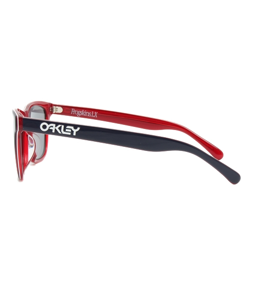 BEAMS（ビームス）の「OAKLEY / Frogskins LX NAVY（サングラス・メンズ・ネイビー・ONE SIZE）」の3枚目の写真