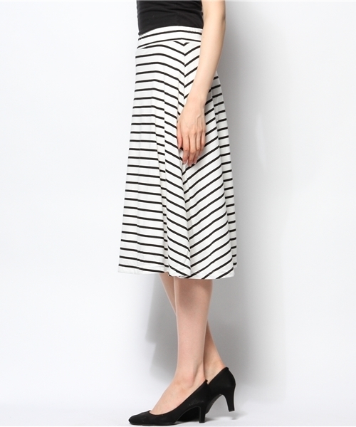 WEGO（ウィゴー）の「WEGO/ミディ丈カットスカート（スカート・レディース・オフホワイト/ホワイト系その他/ブラック/杢グレー/レッド・FREE）」の11枚目の写真