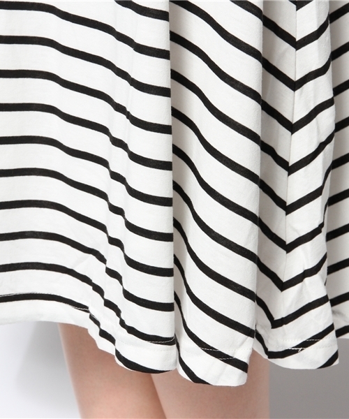 WEGO（ウィゴー）の「WEGO/ミディ丈カットスカート（スカート・レディース・オフホワイト/ホワイト系その他/ブラック/杢グレー/レッド・FREE）」の8枚目の写真