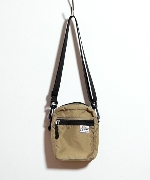 Drifter（ドリフター）の「WALK POCKET／ウォークポケット（ショルダーバッグ・レディース・スカイブルー/ブラック/パープル/タン/レオパード/マルチ/カラフル/オレンジ/ケリーグリーン/ブラック×ブラック/ブラウン系その他/ベージュ系/ネイビー系/その他3/ダークグリーン/グリーン系その他/ブラック系その他2/バーガンディー・FREE）」の6枚目の写真