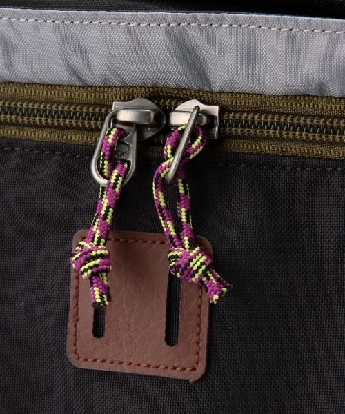 BEAMS BOY(ビームスボーイ)の「Patagonia / Toromiro Pack 22L(バックパック/リュック・レディース・ブラック/オレンジ/ブルー・ONE SIZE)」の18枚目の写真