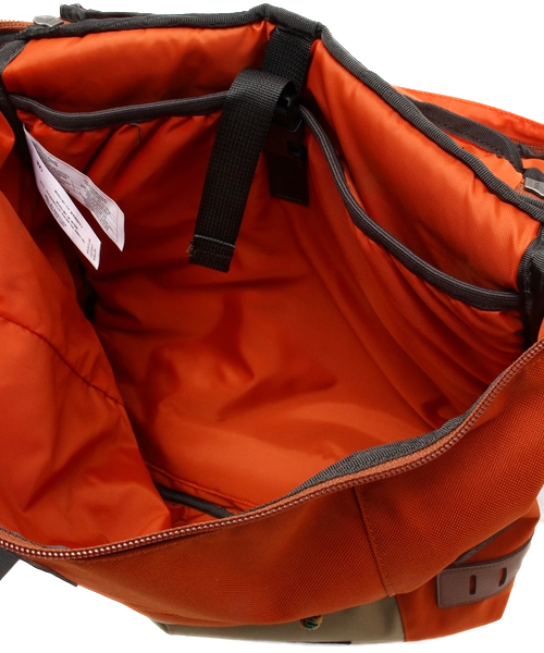 BEAMS BOY(ビームスボーイ)の「Patagonia / Toromiro Pack 22L(バックパック/リュック・レディース・ブラック/オレンジ/ブルー・ONE SIZE)」の11枚目の写真