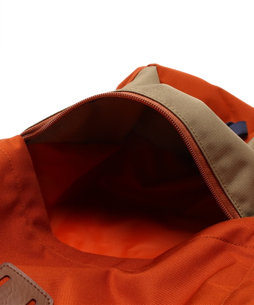 BEAMS BOY(ビームスボーイ)の「Patagonia / Toromiro Pack 22L(バックパック/リュック・レディース・ブラック/オレンジ/ブルー・ONE SIZE)」の4枚目の写真