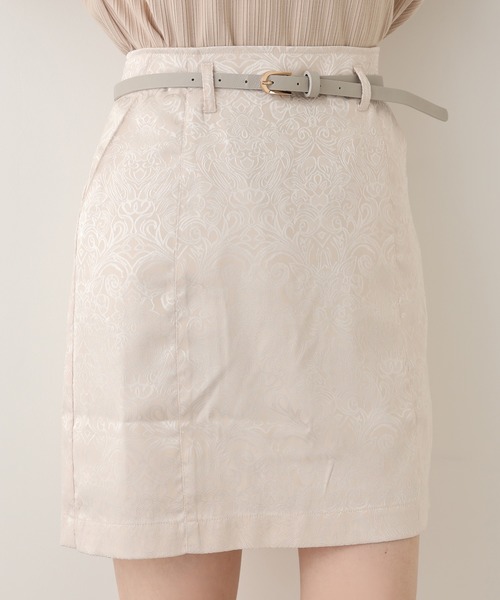 one after another NICE CLAUP(ワンアフターアナザーナイスクラップ)の「ベルト付き台形スカート(スカート・レディース・ベージュ系その他/カーキ/ピンク系その他/ベージュ・FREE)」の5枚目の写真