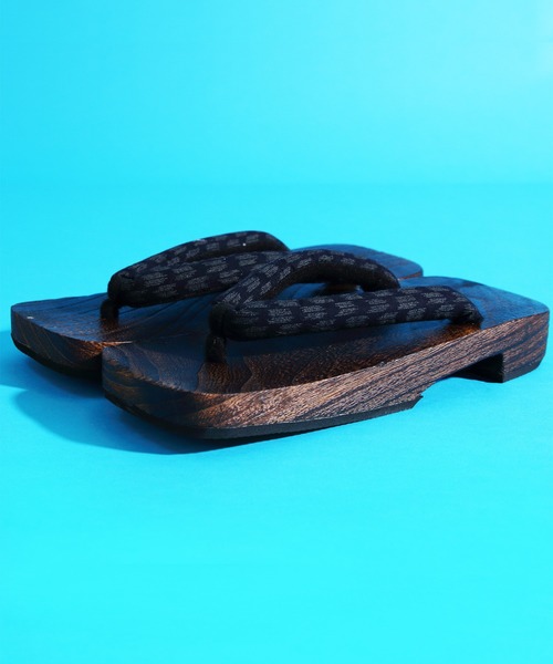 ８(eight)（エイト）の「本格 桐 下駄（和装小物・メンズ・パープル/ドット/チェック/ブルー系その他2/ブルー系その他3/ネイビー/ブルー系その他/グリーン/グレー/ストライプ・MEDIUM/LARGE）」の5枚目の写真