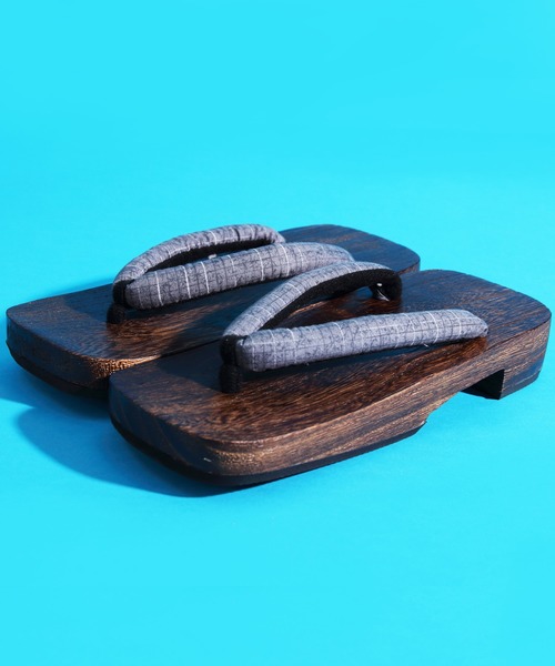 ８(eight)（エイト）の「本格 桐 下駄（和装小物・メンズ・パープル/ドット/チェック/ブルー系その他2/ブルー系その他3/ネイビー/ブルー系その他/グリーン/グレー/ストライプ・MEDIUM/LARGE）」の2枚目の写真