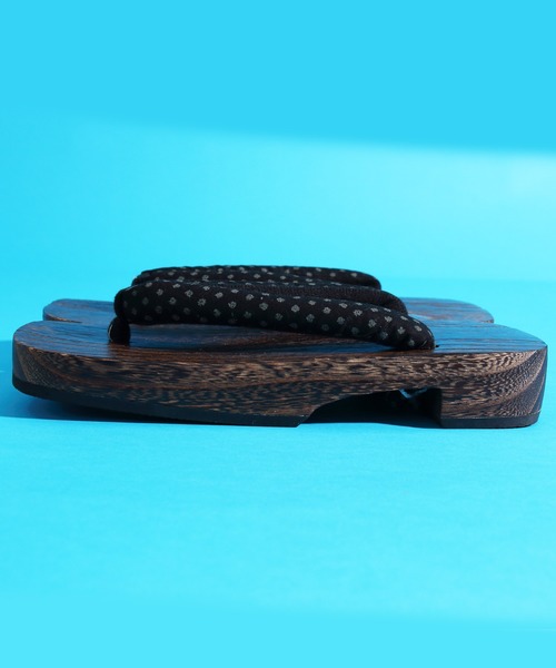 ８(eight)（エイト）の「本格 桐 下駄（和装小物・メンズ・パープル/ドット/チェック/ブルー系その他2/ブルー系その他3/ネイビー/ブルー系その他/グリーン/グレー/ストライプ・MEDIUM/LARGE）」の11枚目の写真