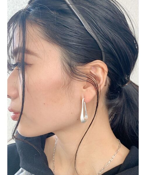 GYDA(ジェイダ)の「metal tearsピアス(ピアス(両耳用)・レディース・シルバー/ゴールド・FREE)」の1枚目の写真