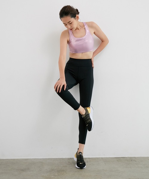 Nike ナイキ スウッシュ アイコンクラッシュ ミディアムサポート スポーツブラ ウィメンズ スポーツブラ Nike ナイキ のファッション通販 Zozotown