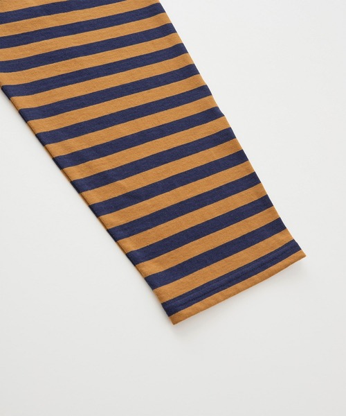 Chaco closet(チャコ クローゼット)の「オーバーサイズドロップショルダーボーダーロンT(Tシャツ/カットソー・レディース・ベージュ/ブラック/ネイビー/オレンジ/ブルー/ピンク/ブラウン/グリーン/レッド/イエロー/グリーン系1/パープル/ホワイト×レッド/ブラック×グレー/オフホワイト/パープル系・FREE)」の22枚目の写真