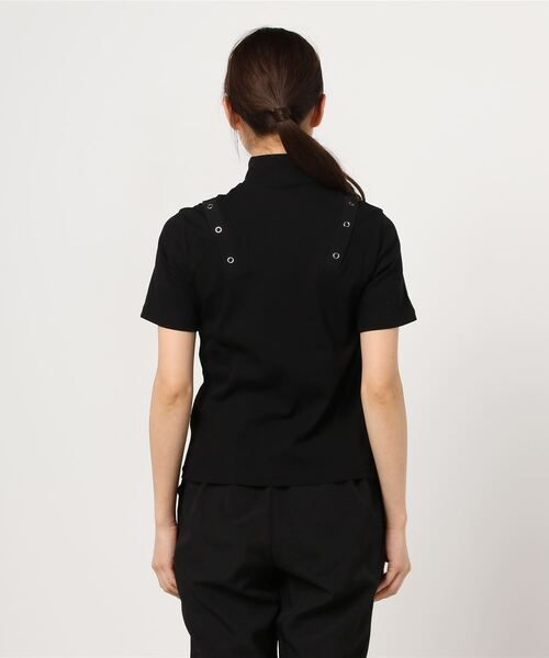 JOHN LAWRENCE SULLIVAN（ジョンローレンスサリバン）の「SHOULDER BUTTON HI NECK T-SHIRT（Tシャツ/カットソー・レディース・ブラック/ホワイト・MEDIUM）」の4枚目の写真