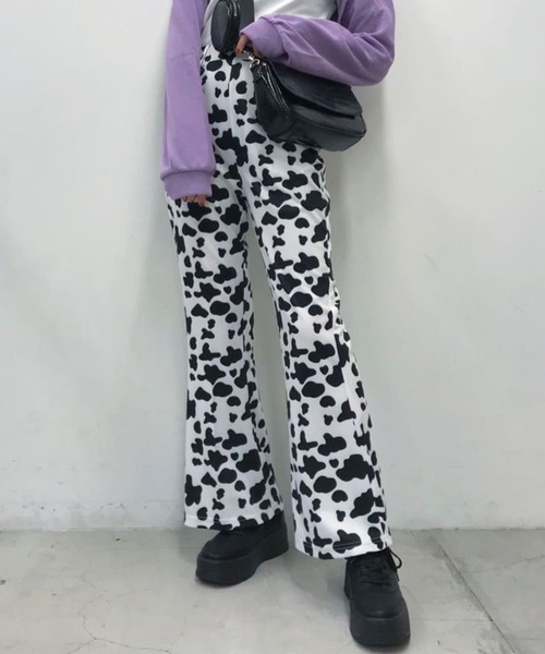 WEGO（ウィゴー）の「WEGO/【カラバリ豊富】ポンチセンタープレスフレアパンツ（スラックス・レディース・その他2/ブラック/パープル/その他1/その他3/グリーン/イエロー/レッド/ブラウン/ブラック系その他2/オレンジ/その他5/その他4/ピンク/アイボリー/ブルー・SMALL/MEDIUM）」の14枚目の写真