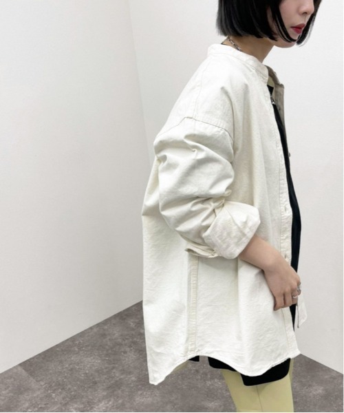 apres jour mignon(アプレジュールミニョン)の「デニムバンドカラーBIGシャツ【ZOZOTOWN限定アイテム】(シャツ/ブラウス・レディース・オフホワイト/ブルー/ブラック・フリー/X-LARGE)」の14枚目の写真
