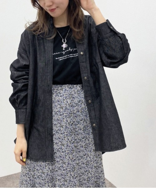 apres jour mignon(アプレジュールミニョン)の「デニムバンドカラーBIGシャツ【ZOZOTOWN限定アイテム】(シャツ/ブラウス・レディース・オフホワイト/ブルー/ブラック・フリー/X-LARGE)」の20枚目の写真