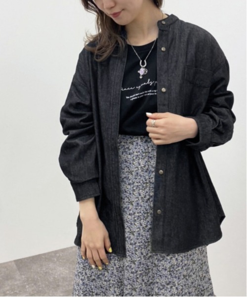 apres jour mignon(アプレジュールミニョン)の「デニムバンドカラーBIGシャツ【ZOZOTOWN限定アイテム】(シャツ/ブラウス・レディース・オフホワイト/ブルー/ブラック・フリー/X-LARGE)」の21枚目の写真