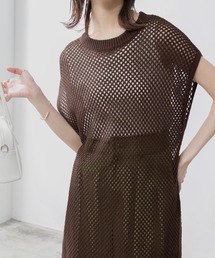 透かし編みサイドスリットメッシュニットベスト