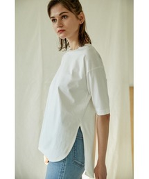 round hem tops（ラウンドヘムトップス）