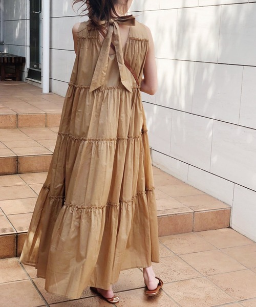 Banner Barrett（バナーバレット）の「ティアードワンピース（ワンピース・レディース・ベージュ/ブラック/グリーン/レッド・38）」の8枚目の写真